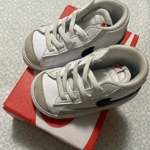 Infant Nike Blazer mid’77. Size US 5c